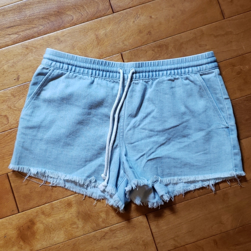Aerie Lightwash Denim Lounge Shorts size S…